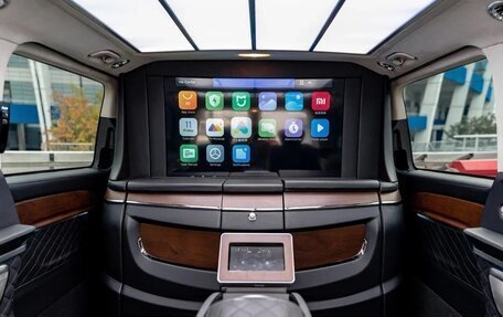 Mercedes-Benz V-Класс, 2022 год, 13 990 000 рублей, 22 фотография