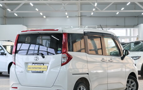 Toyota Roomy I, 2017 год, 1 219 000 рублей, 7 фотография