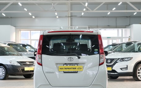 Toyota Roomy I, 2017 год, 1 219 000 рублей, 6 фотография