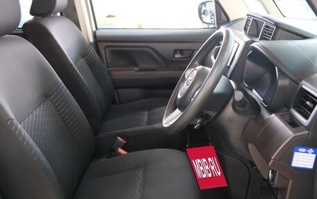 Toyota Roomy I, 2017 год, 1 219 000 рублей, 8 фотография