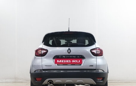 Renault Kaptur I рестайлинг, 2020 год, 1 829 000 рублей, 5 фотография