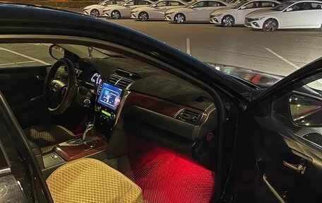 Toyota Camry, 2012 год, 1 300 000 рублей, 10 фотография