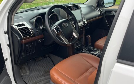 Toyota Land Cruiser Prado 150 рестайлинг 2, 2013 год, 2 880 000 рублей, 4 фотография