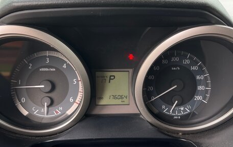 Toyota Land Cruiser Prado 150 рестайлинг 2, 2013 год, 2 880 000 рублей, 9 фотография