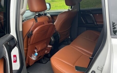 Toyota Land Cruiser Prado 150 рестайлинг 2, 2013 год, 2 880 000 рублей, 5 фотография