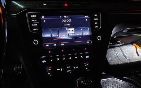 Volkswagen Passat B8 рестайлинг, 2016 год, 1 650 000 рублей, 15 фотография