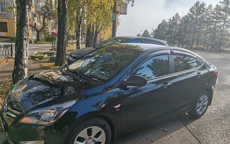 Hyundai Solaris II рестайлинг, 2014 год, 1 050 000 рублей, 2 фотография