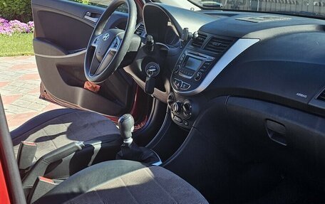 Hyundai Solaris II рестайлинг, 2016 год, 919 000 рублей, 8 фотография