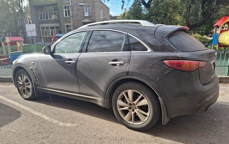 Infiniti QX70, 2014 год, 2 200 000 рублей, 2 фотография