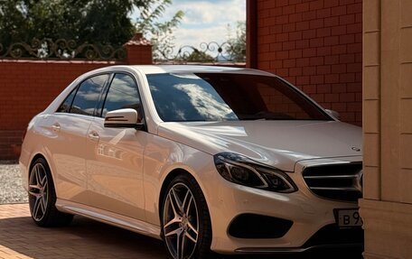 Mercedes-Benz E-Класс, 2014 год, 2 590 000 рублей, 3 фотография