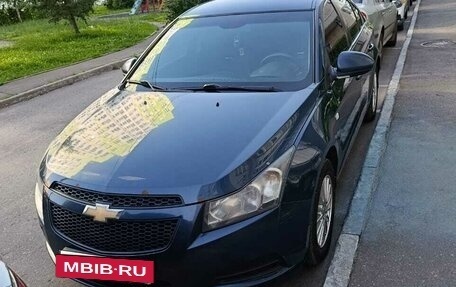 Chevrolet Cruze II, 2011 год, 570 000 рублей, 3 фотография