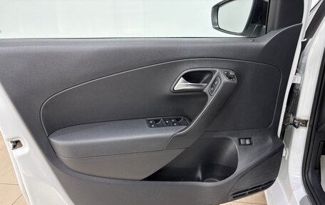 Volkswagen Polo VI (EU Market), 2017 год, 1 065 000 рублей, 7 фотография