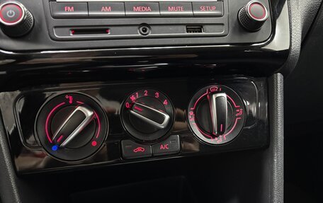 Volkswagen Polo VI (EU Market), 2017 год, 1 065 000 рублей, 18 фотография