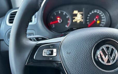 Volkswagen Polo VI (EU Market), 2017 год, 950 000 рублей, 21 фотография
