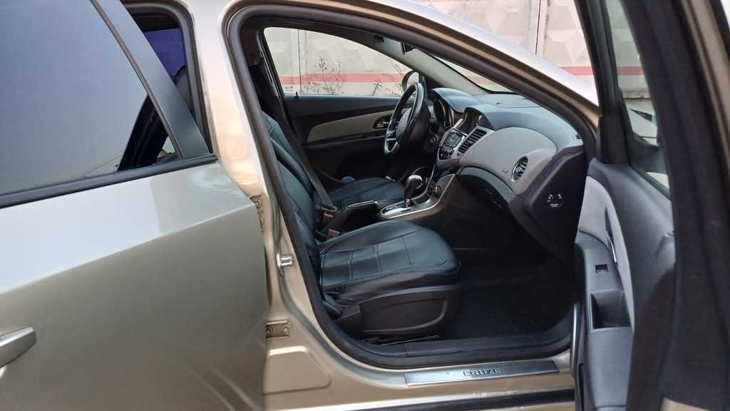 Chevrolet Cruze I рестайлинг, 2012 год, 500 000 рублей, 2 фотография
