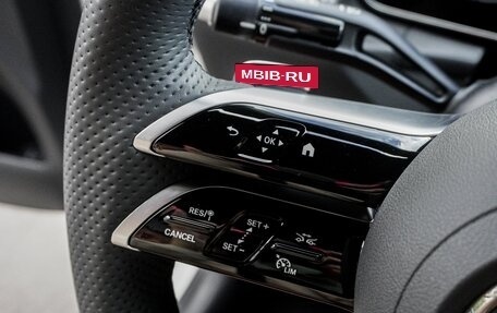 Mercedes-Benz GLC, 2025 год, 7 600 000 рублей, 21 фотография