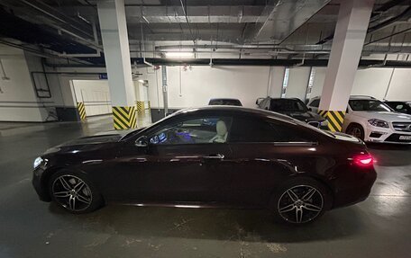 Mercedes-Benz E-Класс, 2018 год, 4 500 000 рублей, 4 фотография