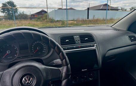 Volkswagen Polo VI (EU Market), 2011 год, 600 000 рублей, 5 фотография