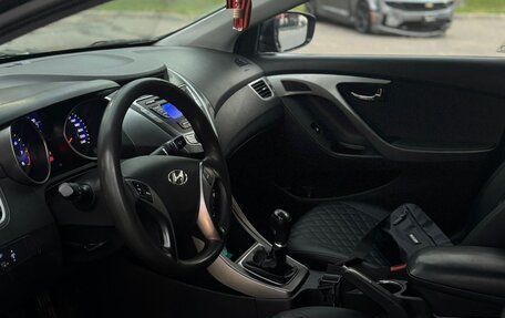 Hyundai Elantra V, 2013 год, 860 000 рублей, 11 фотография