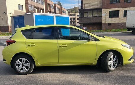 Toyota Auris II, 2015 год, 1 390 000 рублей, 12 фотография