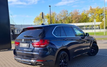 BMW X5, 2018 год, 3 990 000 рублей, 2 фотография