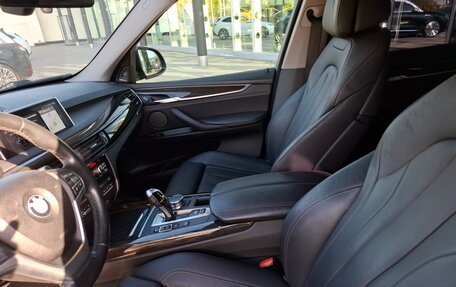 BMW X5, 2018 год, 3 990 000 рублей, 14 фотография