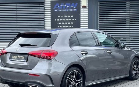 Mercedes-Benz A-Класс, 2023 год, 2 335 000 рублей, 2 фотография