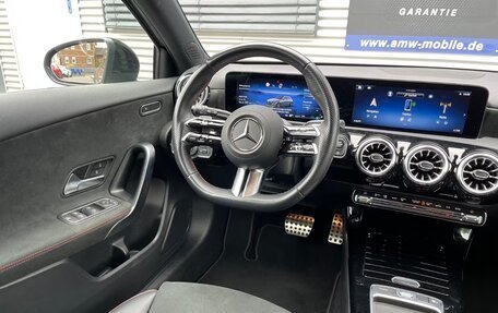 Mercedes-Benz A-Класс, 2023 год, 2 335 000 рублей, 8 фотография