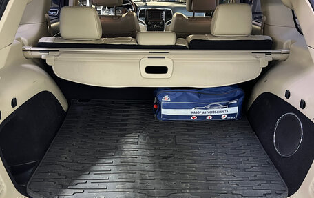 Jeep Grand Cherokee, 2013 год, 2 100 000 рублей, 12 фотография