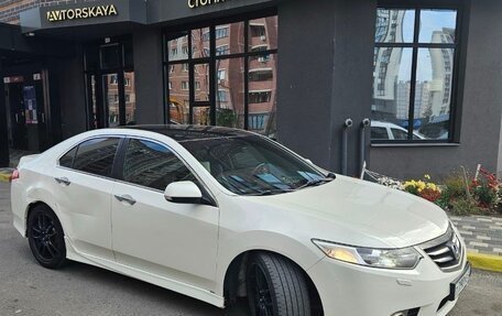Honda Accord VIII рестайлинг, 2011 год, 1 090 000 рублей, 3 фотография