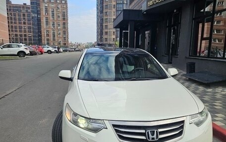 Honda Accord VIII рестайлинг, 2011 год, 1 090 000 рублей, 2 фотография
