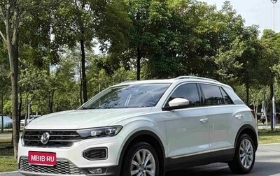 Volkswagen T-Roc I, 2022 год, 1 650 000 рублей, 1 фотография