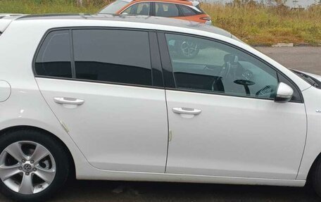 Volkswagen Golf VI, 2010 год, 800 000 рублей, 2 фотография