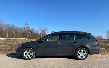 Volkswagen Golf VII, 2017 год, 1 899 000 рублей, 2 фотография