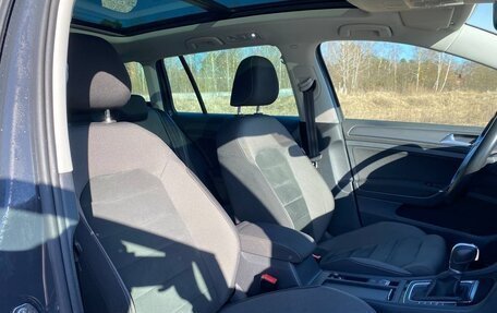 Volkswagen Golf VII, 2017 год, 1 899 000 рублей, 11 фотография