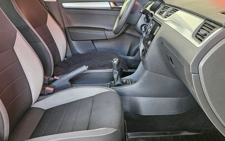 Skoda Rapid I, 2017 год, 1 065 000 рублей, 11 фотография