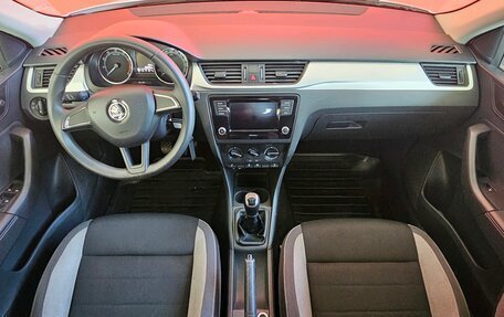 Skoda Rapid I, 2017 год, 1 065 000 рублей, 13 фотография