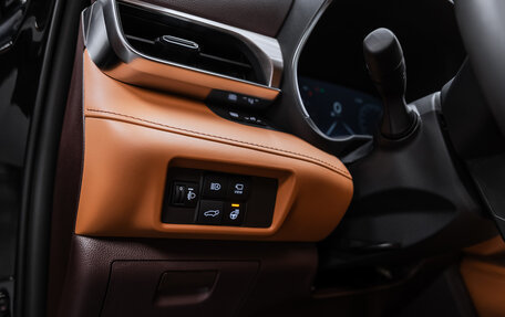 Toyota Highlander, 2025 год, 6 200 000 рублей, 15 фотография