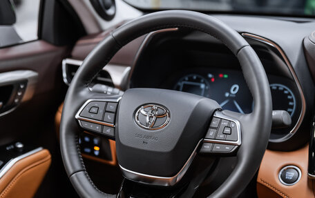 Toyota Highlander, 2025 год, 6 200 000 рублей, 13 фотография