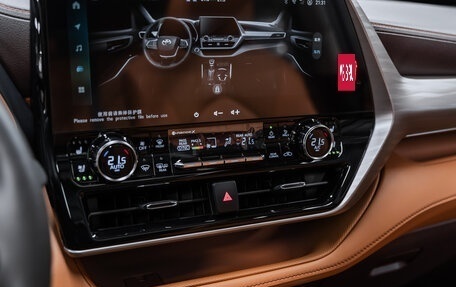 Toyota Highlander, 2025 год, 6 200 000 рублей, 17 фотография