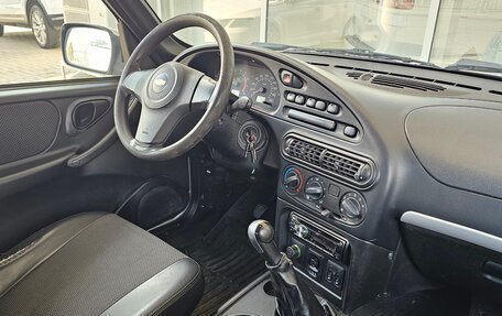 Chevrolet Niva I рестайлинг, 2012 год, 499 000 рублей, 5 фотография