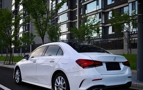 Mercedes-Benz A-Класс, 2021 год, 2 100 000 рублей, 5 фотография