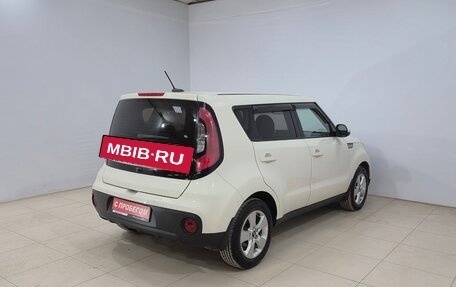 KIA Soul II рестайлинг, 2017 год, 1 250 000 рублей, 4 фотография