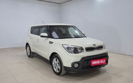 KIA Soul II рестайлинг, 2017 год, 1 250 000 рублей, 3 фотография