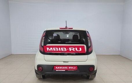 KIA Soul II рестайлинг, 2017 год, 1 250 000 рублей, 5 фотография