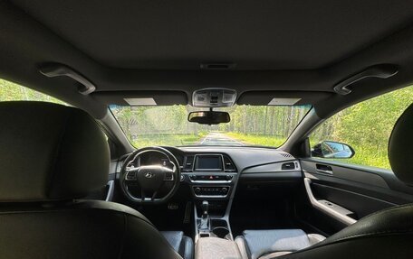 Hyundai Sonata VII, 2017 год, 2 600 000 рублей, 2 фотография