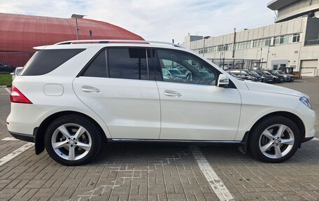 Mercedes-Benz M-Класс, 2013 год, 2 700 000 рублей, 4 фотография