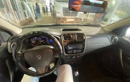 Renault Logan II, 2016 год, 550 000 рублей, 6 фотография