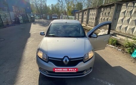 Renault Logan II, 2016 год, 550 000 рублей, 13 фотография