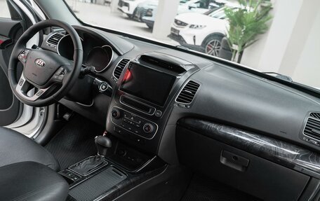 KIA Sorento II рестайлинг, 2013 год, 1 399 000 рублей, 13 фотография